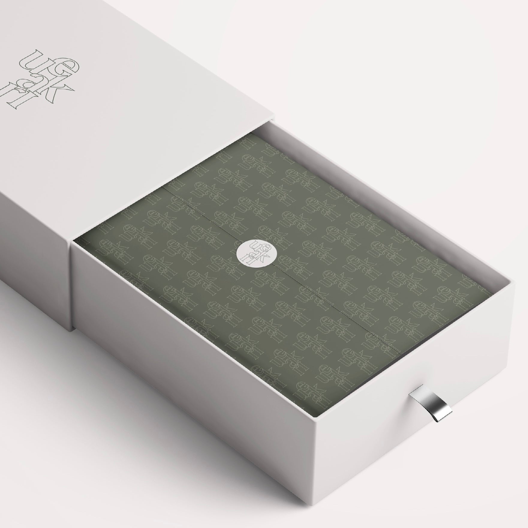 eukari packaging mockup